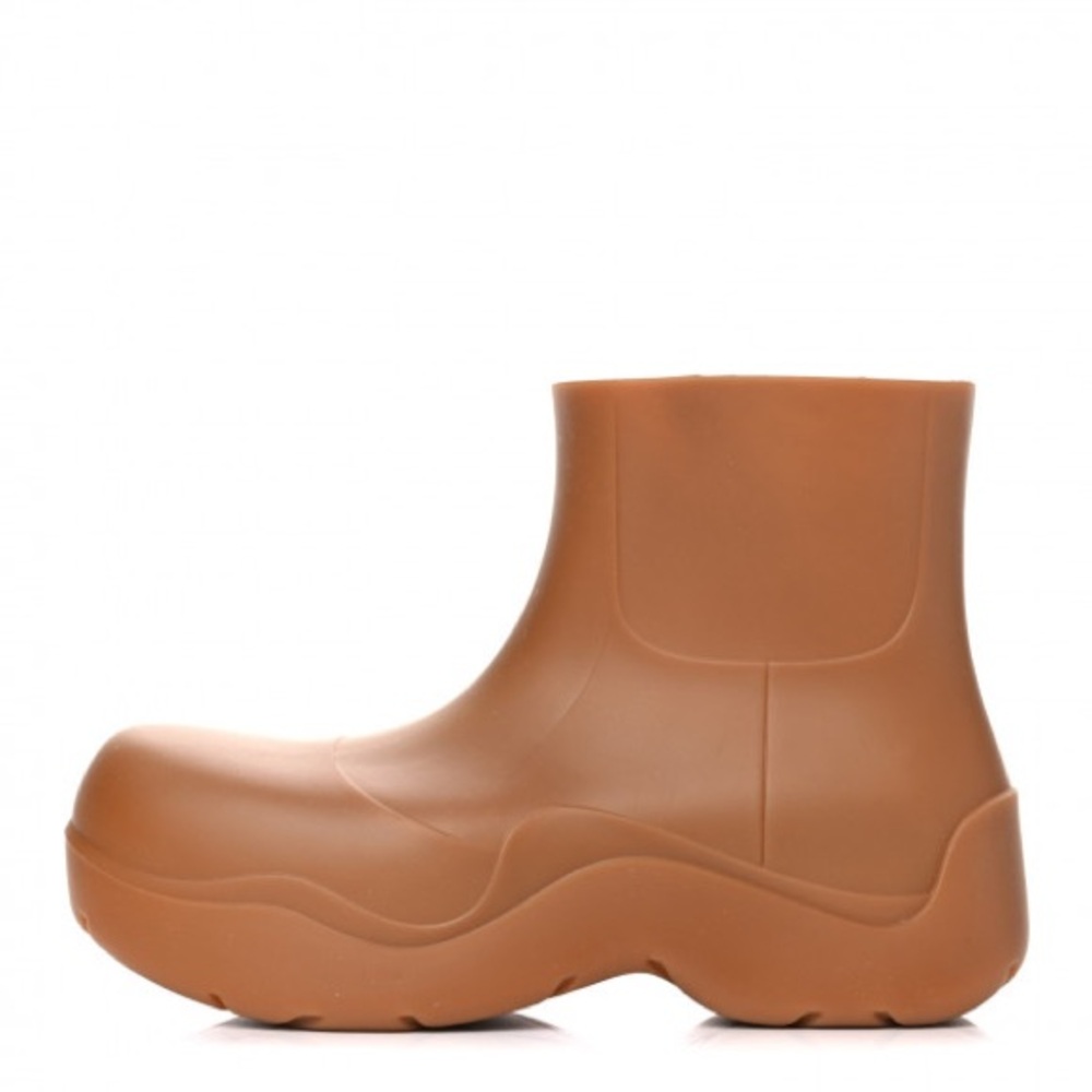 Bottega Veneta Puddle Ankle Boot Rubber ankle boots size 40 (9 / 9.5 us ) brown
